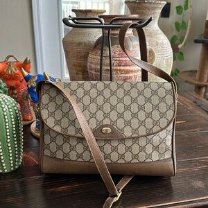 Gucci Supreme Vintage Crossbody